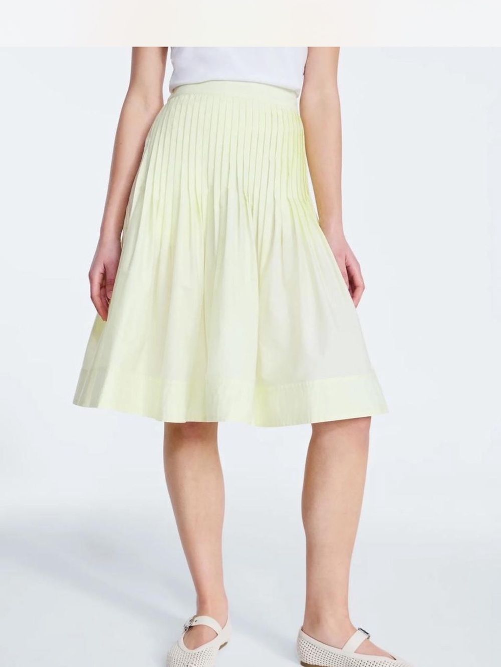 Light Lemon Pleated Circle Skirt - Women's